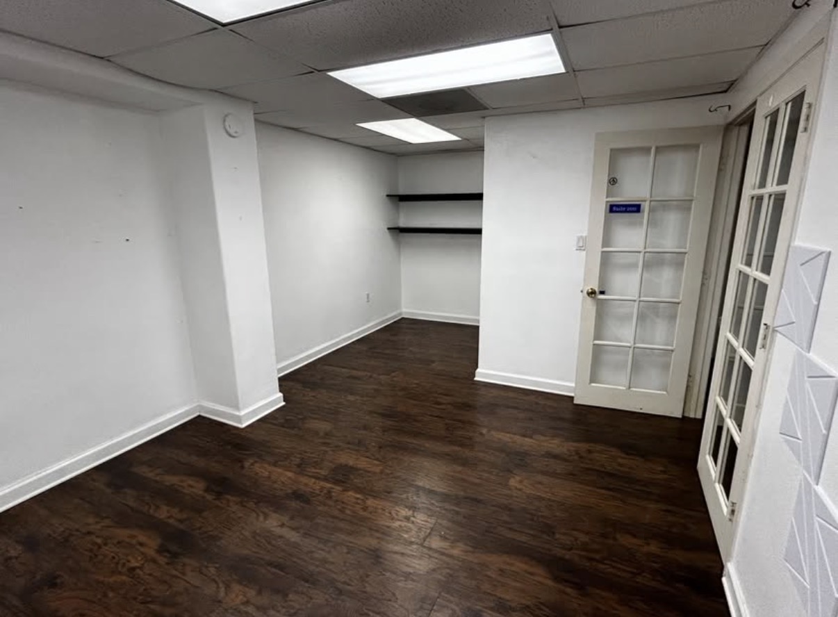 Office suite workspace